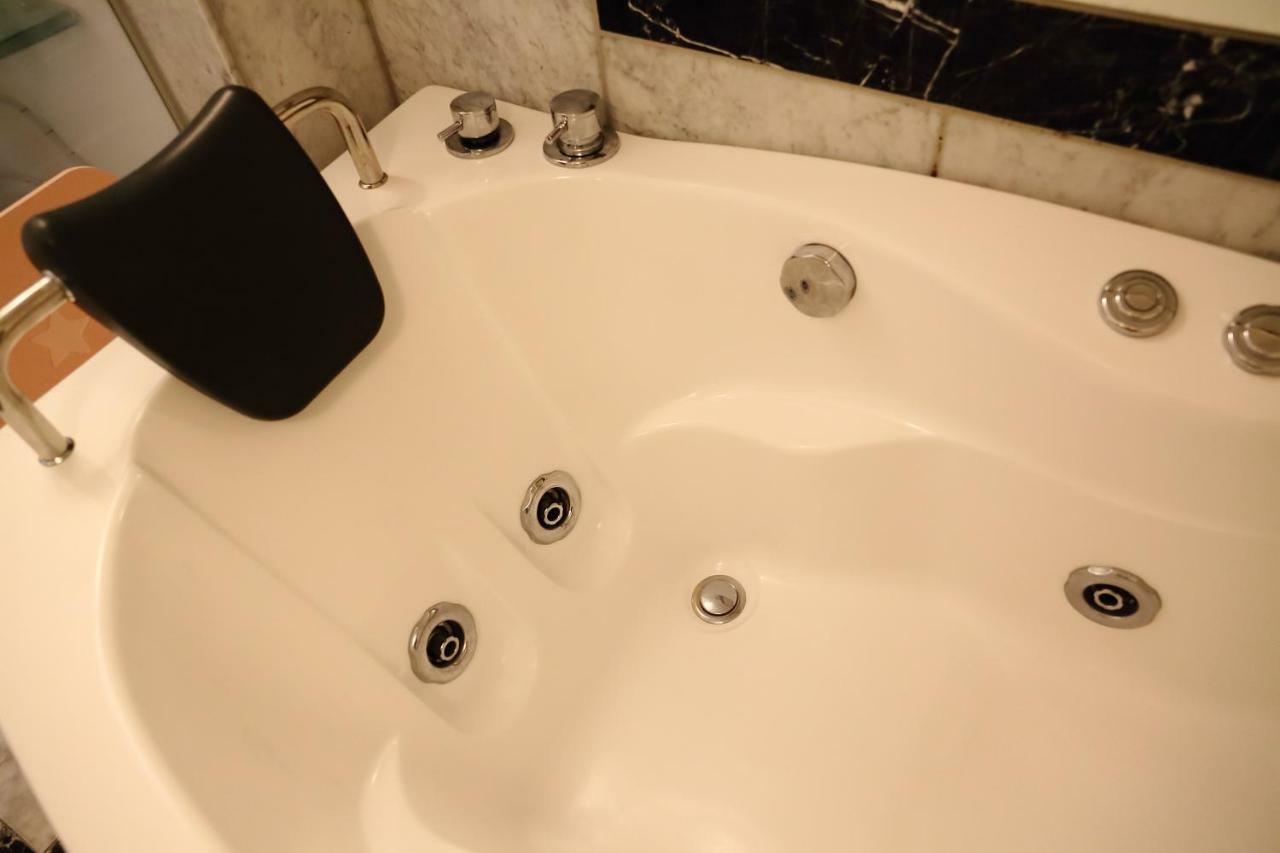 New Open!Good Location In Sappro! Max 9 Guest Hotell Sapporo Eksteriør bilde
